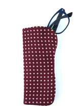 RENATA English printed silk burgundy glasses case